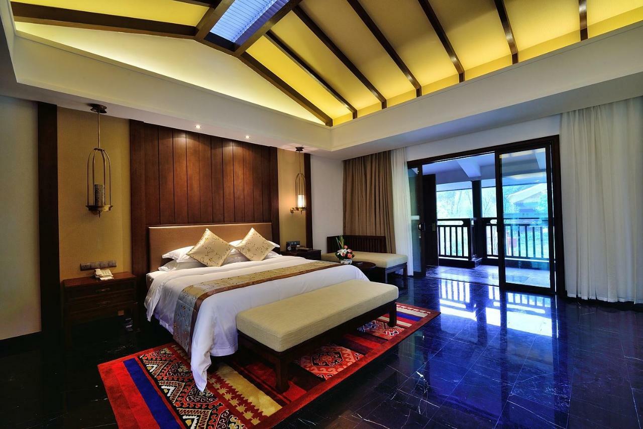 Harmona Resort & Spa Чжанцзяцзе Экстерьер фото