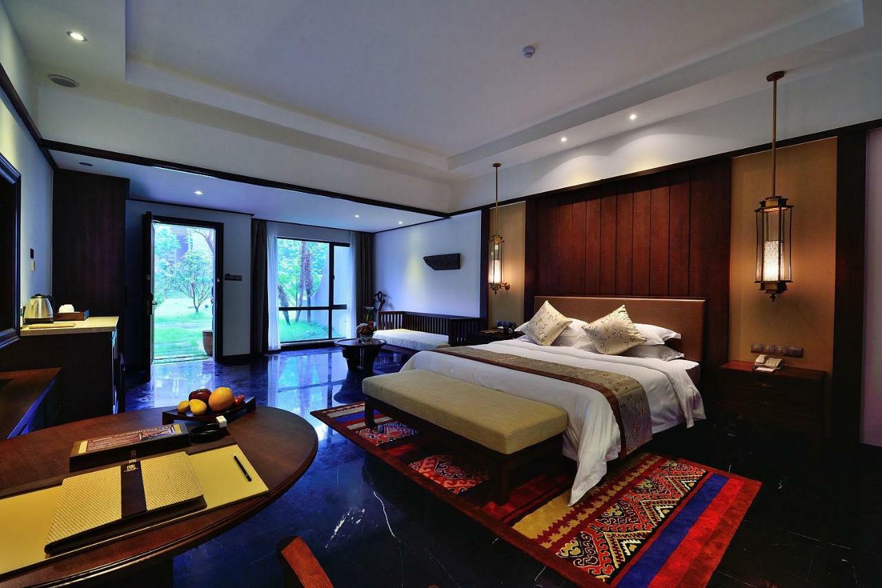 Harmona Resort & Spa Чжанцзяцзе Экстерьер фото